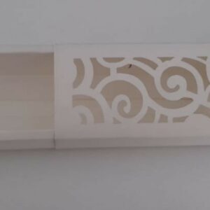 BOITE EN KRAFT RECT PERFPRE PAPILLON